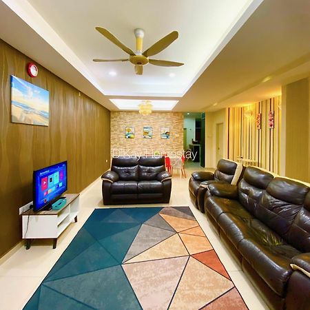 4 Bedrooms Homestay, Fully Aircond In Sendayan By D'Kay Homes I 10-15 Pax 세렘반 외부 사진
