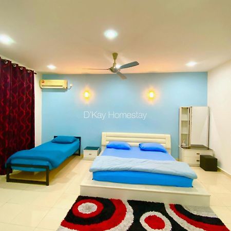 4 Bedrooms Homestay, Fully Aircond In Sendayan By D'Kay Homes I 10-15 Pax 세렘반 외부 사진