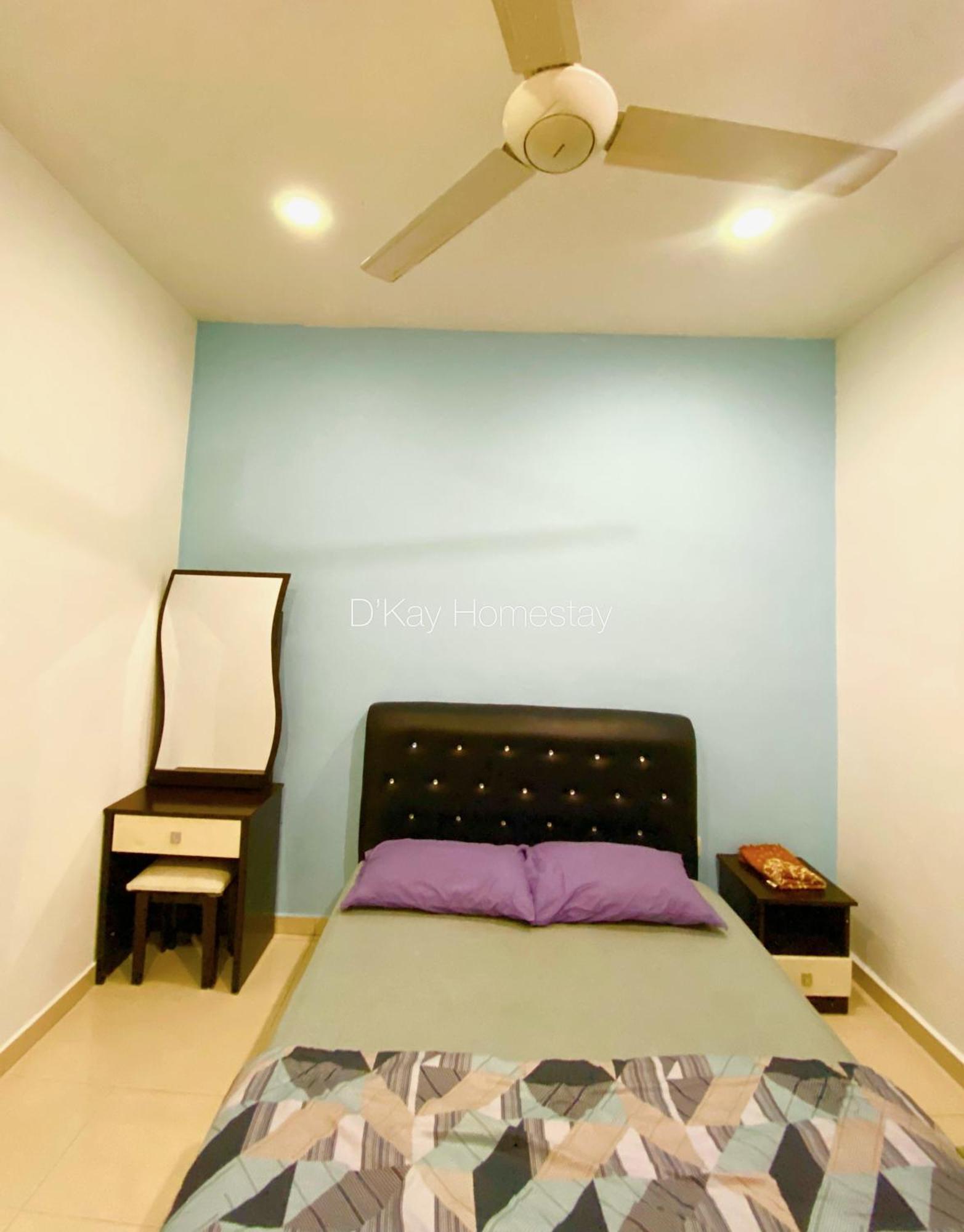 4 Bedrooms Homestay, Fully Aircond In Sendayan By D'Kay Homes I 10-15 Pax 세렘반 외부 사진