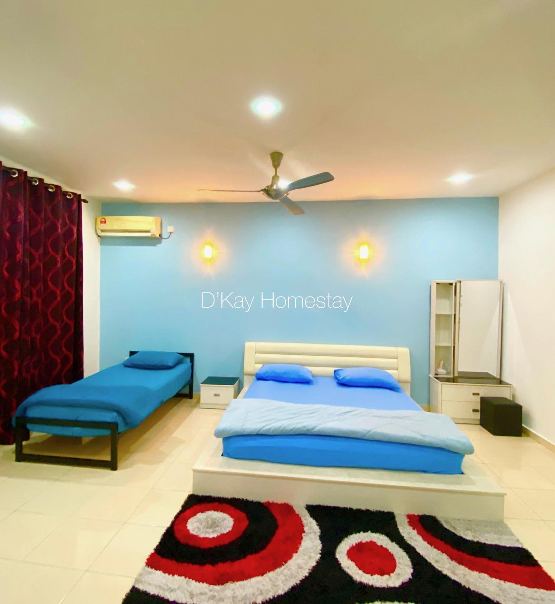 4 Bedrooms Homestay, Fully Aircond In Sendayan By D'Kay Homes I 10-15 Pax 세렘반 외부 사진