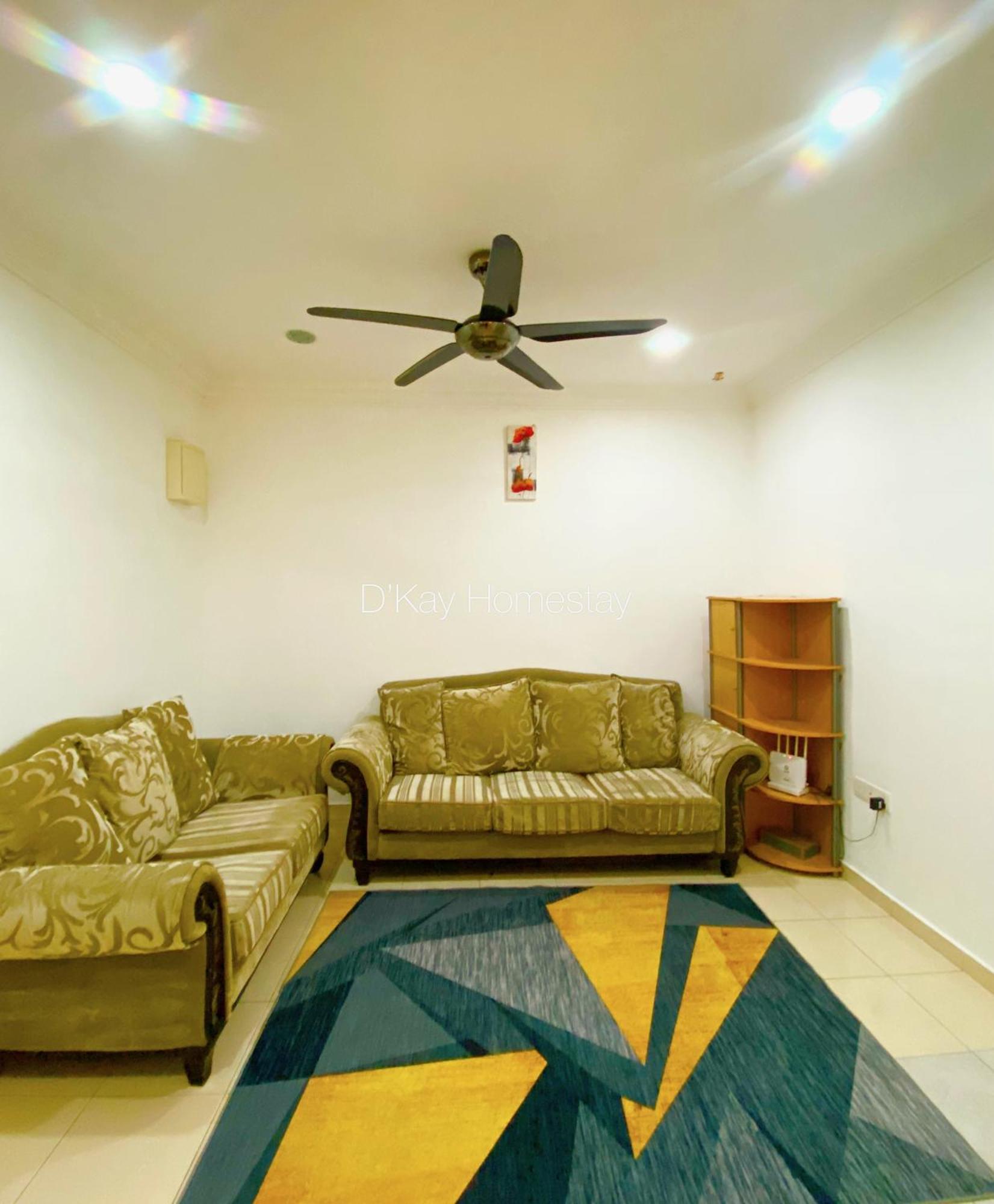 4 Bedrooms Homestay, Fully Aircond In Sendayan By D'Kay Homes I 10-15 Pax 세렘반 외부 사진