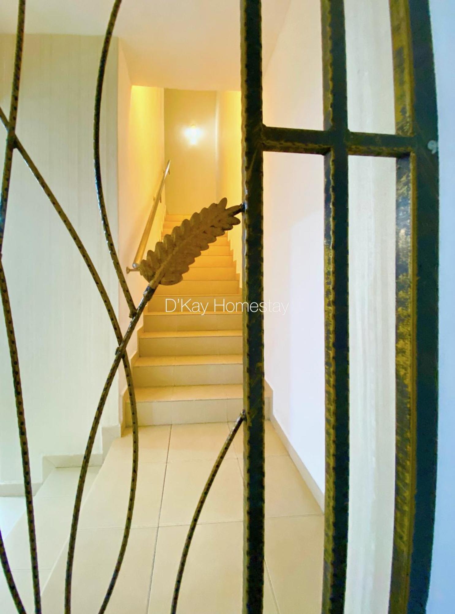 4 Bedrooms Homestay, Fully Aircond In Sendayan By D'Kay Homes I 10-15 Pax 세렘반 외부 사진