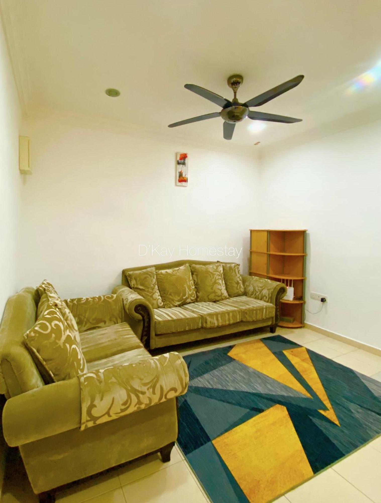 4 Bedrooms Homestay, Fully Aircond In Sendayan By D'Kay Homes I 10-15 Pax 세렘반 외부 사진