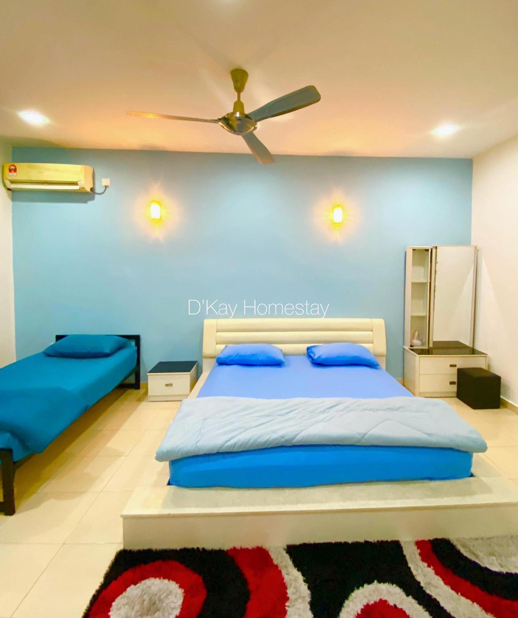 4 Bedrooms Homestay, Fully Aircond In Sendayan By D'Kay Homes I 10-15 Pax 세렘반 외부 사진