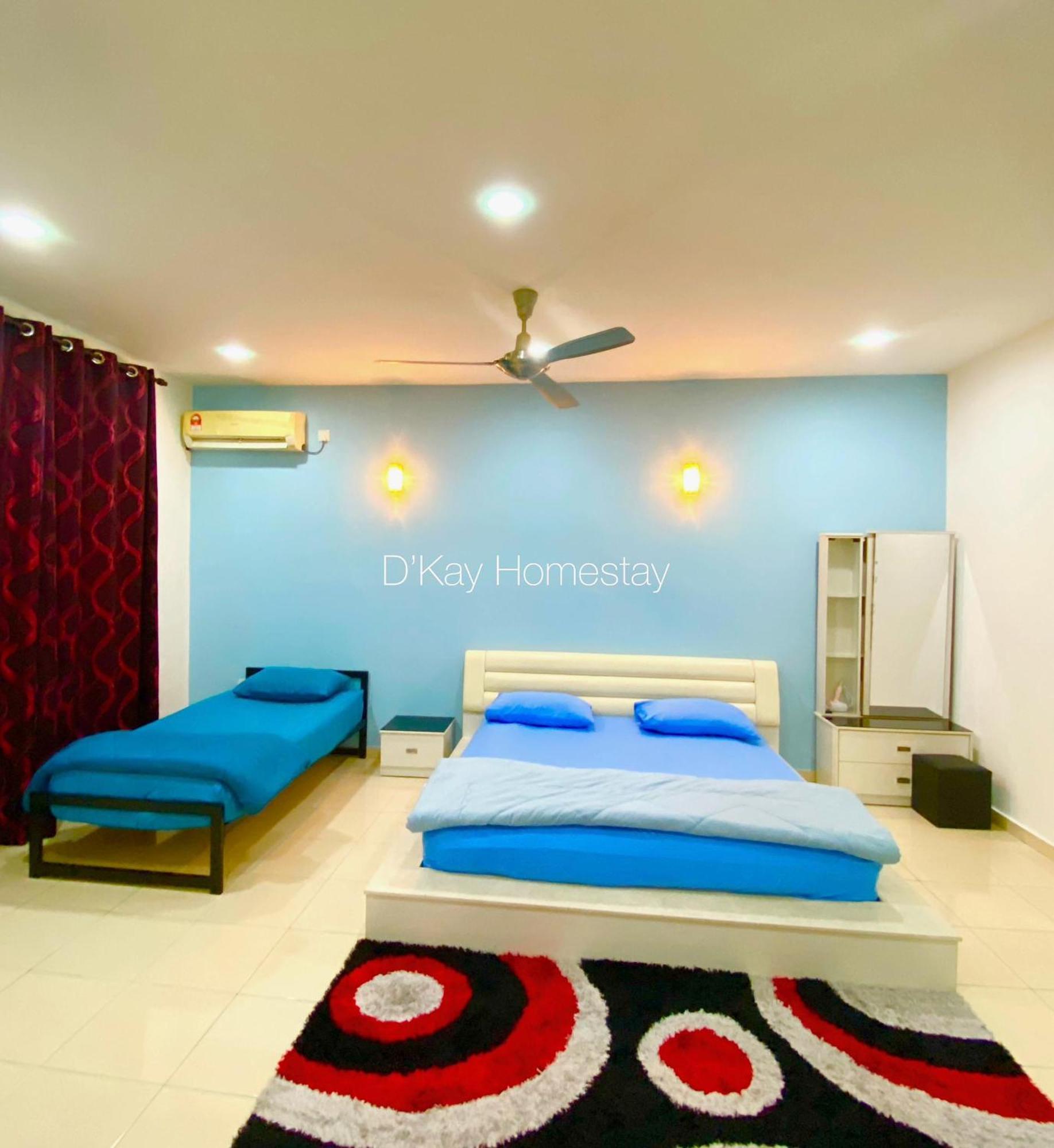 4 Bedrooms Homestay, Fully Aircond In Sendayan By D'Kay Homes I 10-15 Pax 세렘반 외부 사진
